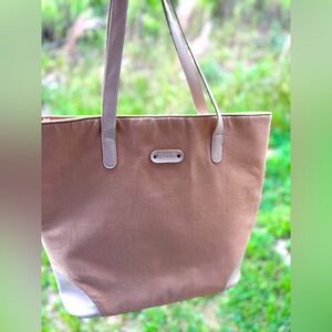 October Jaipur‎ almond tote from causebox
